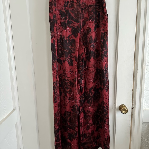 Anthropologie Low-Rise Pleated Trousers - Picture 2 of 6